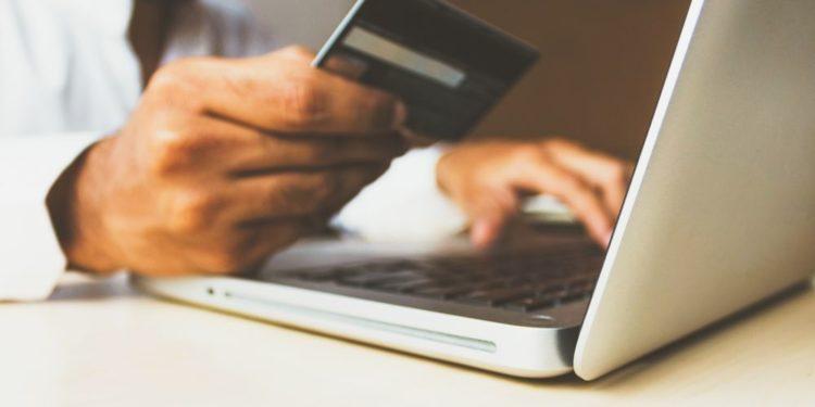 Tüketiciler, Elektrik ile İlgili Konularda Online Kanalları Tercih Etmeli