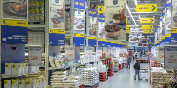 Alışveriş Arabaları, Kasa ve Ödeme Sistemleri Makineleri Günde 6 Kez Dezenfekte Ediliyor