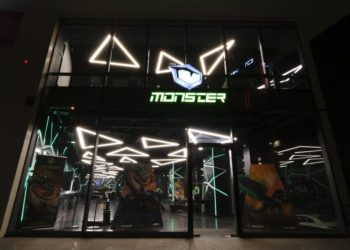 Monster Notebook, Corona Virüs Nedeniyle Mağazalarını Geçici Süreyle Kapatma Kararı Aldı