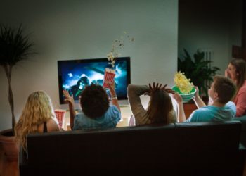 Pera Film’den Online Kısa Film Seçkisi: “Evde Tek Başına”