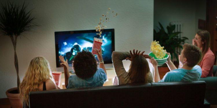 Pera Film’den Online Kısa Film Seçkisi: “Evde Tek Başına”