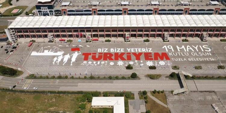 19 Mayıs’ta Gençlerden Dünyanın En Büyük Resim Rekoru