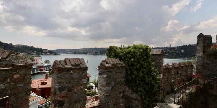 Başkan İmamoğlu’ndan “Tarihi Surlar” Yorumu