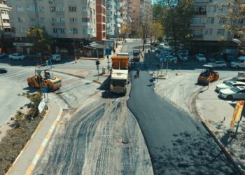 İstanbullular Evdeyken Yollar Yapılıyor