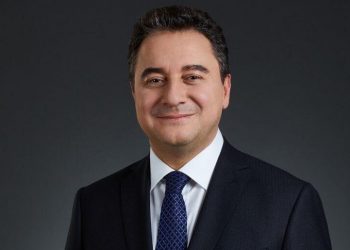 Ali Babacan: “Başkanlık Sistemi Geldiği Günden Beri Türkiye Kan Kaybediyor”