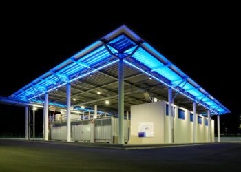 Rolls-Royce, Start-up Qinous’u Mikro Şebeke Yetkinlik Merkezi’ne Dönüştürüyor