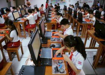 Çin, 9 Yıllık Zorunlu Temel Eğitim İçin 24 Milyar $’lık Bütçe Ayırdı