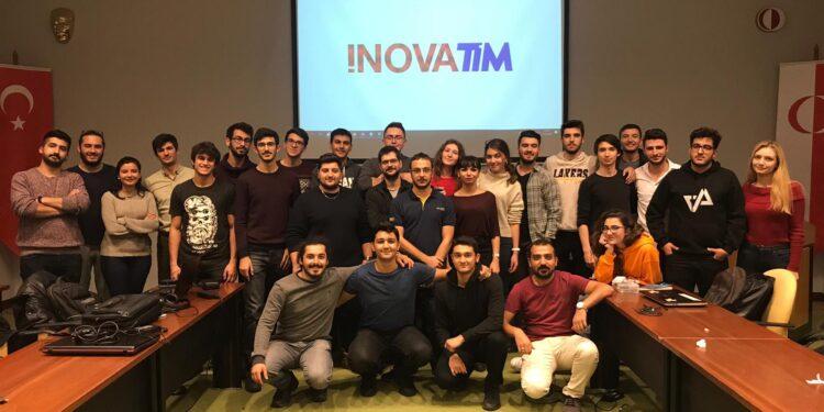 AB, TİM’i “İnovaTİM Liselerde Yapay Zeka, İnovasyon ve Girişimcilik” Projesiyle Ulusal Şampiyon Seçti