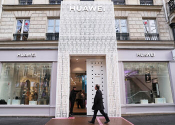 Fransız Bakan 5G Alt Yapısı için Huawei’yi Yasaklamayacaklarını Açıkladı