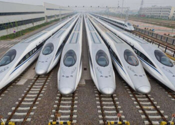 Çin’de Nüfusu 500.000’in Üzerindeki Tüm Kentlere Hızlı Tren Hattı Yapılacak