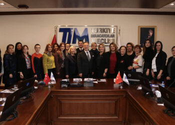 Kadın İhracatçılara Özel Sanal Ticaret Heyetleri Başlıyor