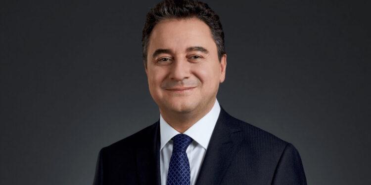 Babacan: “İnternet Tüm Öğrencilere Ücretsiz Sağlanmalı”