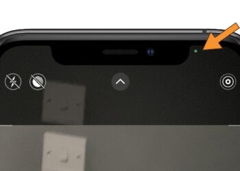 iOS 14, Bir Uygulama Mikrofon ve/veya Kameranızı Kullanıyorsa Yeşil ve Turuncu Işık ile Uyarıyor
