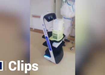 Çin’de Robotların Görev Yaptığı Gezici Covid-19 Test Aracı Hizmete Başladı