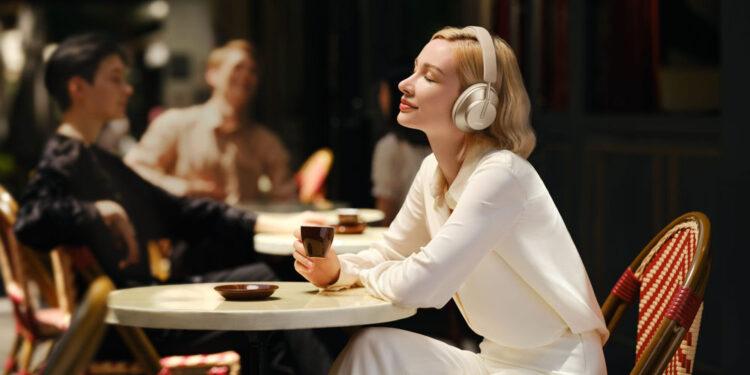 HUAWEI, Hi-Fi Ses Kalitesi Sunan FreeBuds Studio’yu Tanıttı