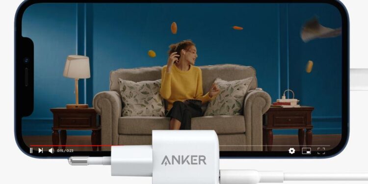 Şarj Aleti Olmayan iPhone 12 İçin Anker Çözüm Öneriyor