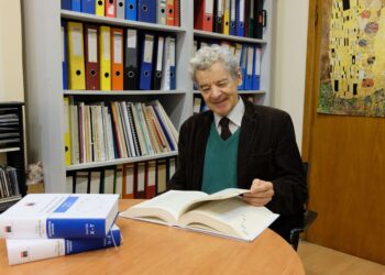 Mühendislik Bilimleri Sözlüğü Projesinin Yürütücüsü Prof.Dr.Bülent Sankur’a IEEE Türkiye Ömür Boyu Başarı Ödülü Verildi
