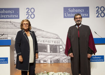 Sabancı Üniversitesi, Profesyonel Yüksek Lisans Mezuniyet Törenini Online Gerçekleştirdi