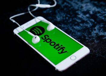 “Spotify Lisans Alacak mı” Demişken Online Müzik Endüstrisine Bir Bakış..