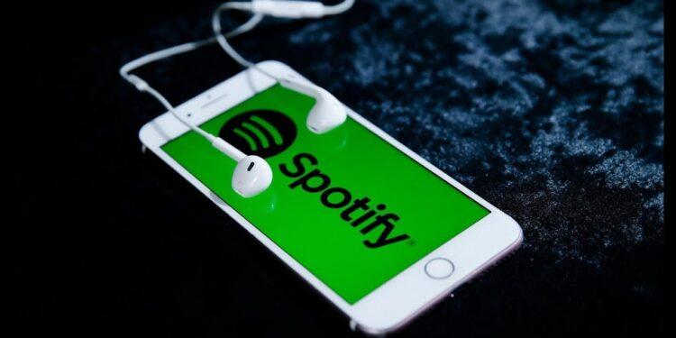 “Spotify Lisans Alacak mı” Demişken Online Müzik Endüstrisine Bir Bakış..