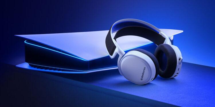 SteelSeries, Playstation İçin Üretilen Arctis 7P’yi Tanıttı