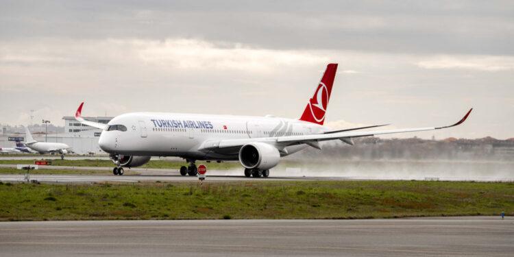 Türk Hava Yolları, Airbus A350XWB Siparişini Teslim Aldı