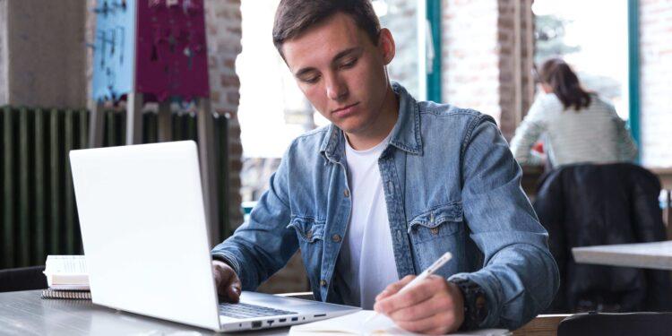 Dijital Uçurumu Yerli Yazılımlar Kapatacak