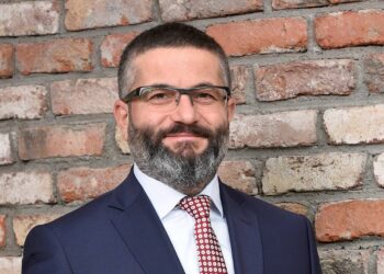 Arena, Güneş Enerjisi Teknolojilerine Giriyor