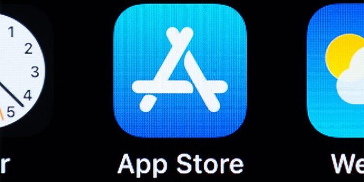 Apple, App Store Geliştiricilerden Komisyonu Mecburen Azaltıyor
