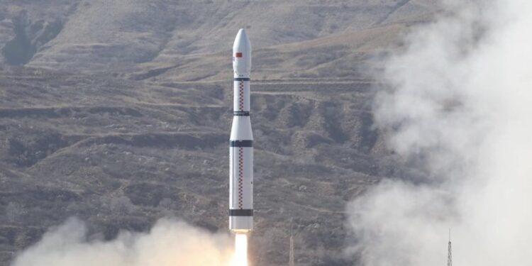 ABD’nin StarLink Hamlesine Çin Cevabı : 6G Deneme Uydusu Fırlattılar