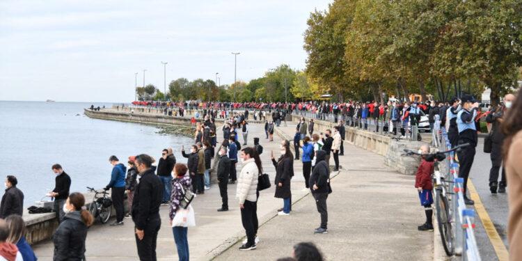 Kadıköy’de 9’u 5 Geçe ATA’ya Saygı Zinciri