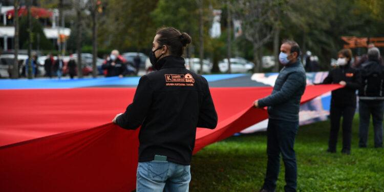 Kadıköy’de 9’u 5 Geçe ATA’ya Saygı Zinciri