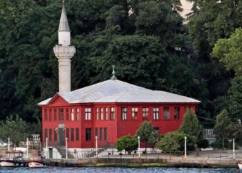 Vaniköy Camisi Yangını Elektrik Tesisatından Çıktı
