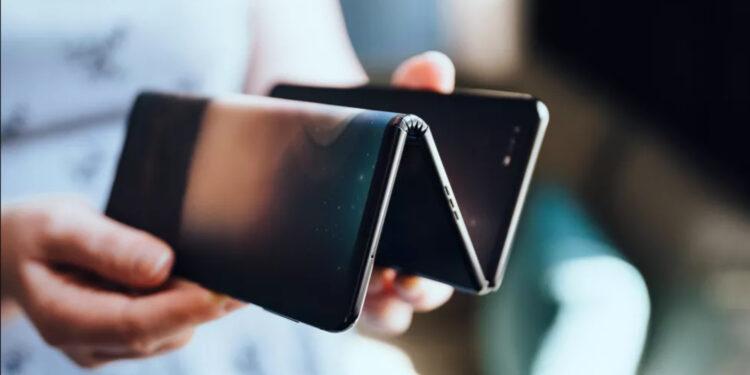 2021 Katlanabilir Telefonlar Yılı Olacak; Samsung, Huawei, Google, OPPO, Vivo ve Xiaomi Geliyor