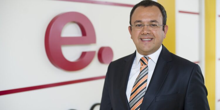 2020’de Çalışanların Uzaktan Eğitime Gösterdiği Büyük İlgi, 2021’de Artarak Devam Edecek
