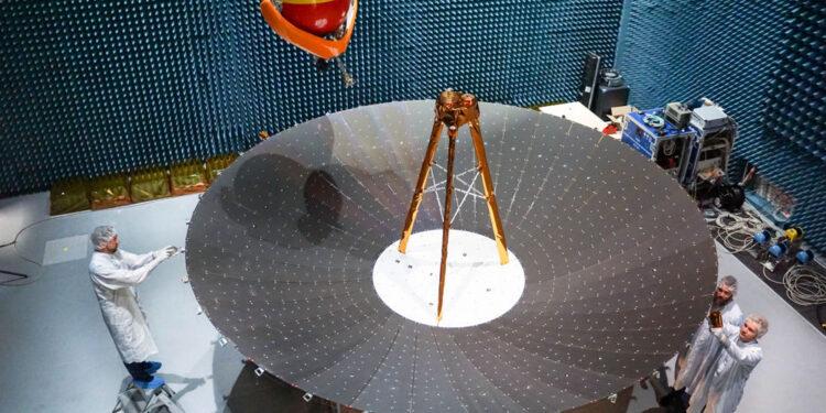 Airbus, Avrupa’nın Radar Uyduları İçin İlk 5 Metrelik Konuşlandırılabilir Reflektörünü Sundu