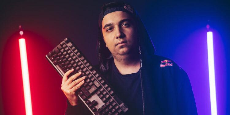 Mehmet Yağız “cNed” İpek, Red Bull Ailesine Katıldı
