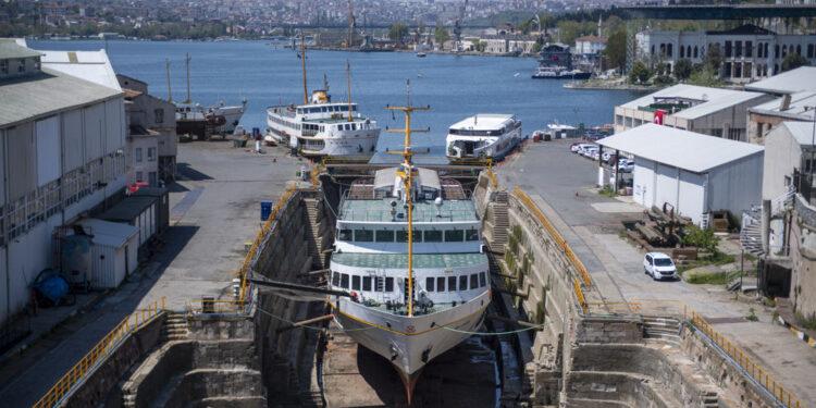 Şehir Hatları Filosuna Kapsamlı Yenilenme