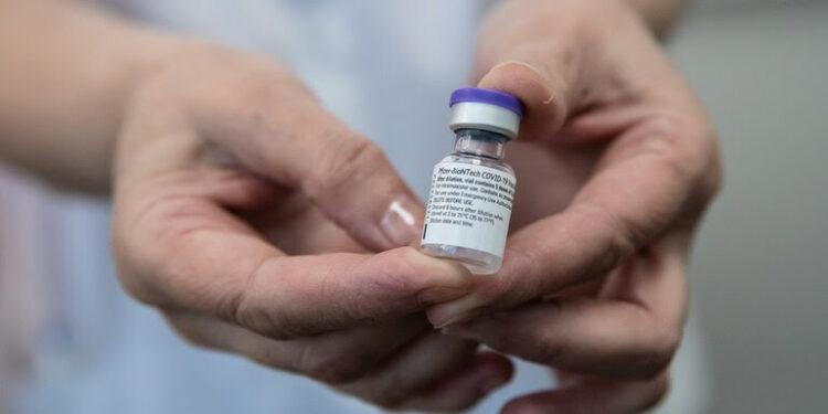 Batı Medyası, Neden Pfizer Aşısını Olanlar Arasındaki Ölümlere Sessiz Kaldı？