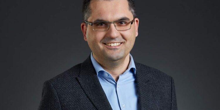 Burak Dalgın: ‘Gündemimiz, Hükûmet ile Sosyal Medya Şirketlerinin Bilek Güreşi Değil, Teknoloji Yatırımlarını Çeken Özgürlükçü Bir Türkiye Olmalıdır’
