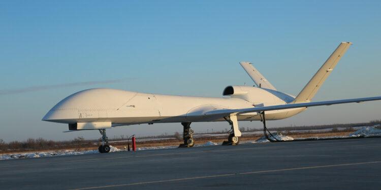 Çin’in yeni İHA’sı WJ-700, savunma sektörünü hareketlendirdi