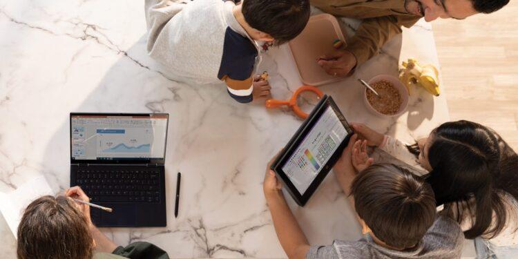 Microsoft’un “Geleceğin Sınıfını Yaratmak” Başlıklı Panelinde Hibrit Eğitimin Bugünü ve Geleceği Konuşuldu