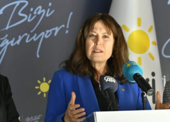 Şenol Sunat : MEB Uzaktan Eğitim Sürecinde Bir Çok Tutarsız Karara İmza Atmıştır