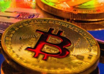 Bitcoin 58 Bin Dolar ile Zirveye Erişti Sonra % 20 Düştü