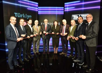 4 Dilde Online Yayınlanan Fuar ‘’Fashionist Online Moda ve Hazır Giyim ” Açıldı