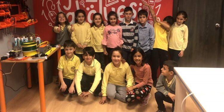 Logo Yazılım Geleceği Yazanlar Atölyesi Uzaktan Eğitimle Devam Ediyor