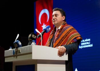 Ali Babacan’dan Merkez Bankası’ndaki Net Rezerv İddiasına Yanıt: “25 Yaşındaki Bir Uzman Yardımcısını Çağırın, Anlatsın”