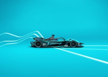 Micro Focus Jaguar Racing’in Resmi Teknik İş Ortağı Oldu