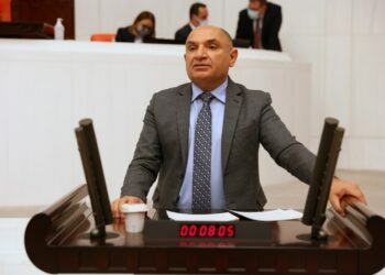 Tahsin Tarhan : Türkiye’de 365, Kocaeli’de 10 PTT Şubesi Kapatıldı