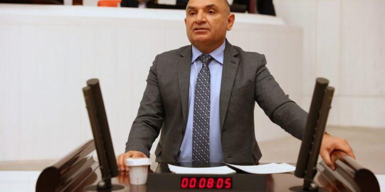 Tahsin Tarhan : Türkiye’de 365, Kocaeli’de 10 PTT Şubesi Kapatıldı